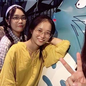 Meet your Posher, Yiqing